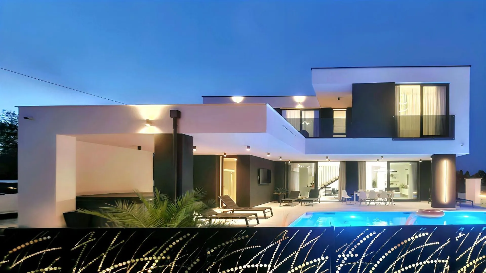 Luxury Villa 1 With Sea View, Sauna And Jacuzzi Kožino