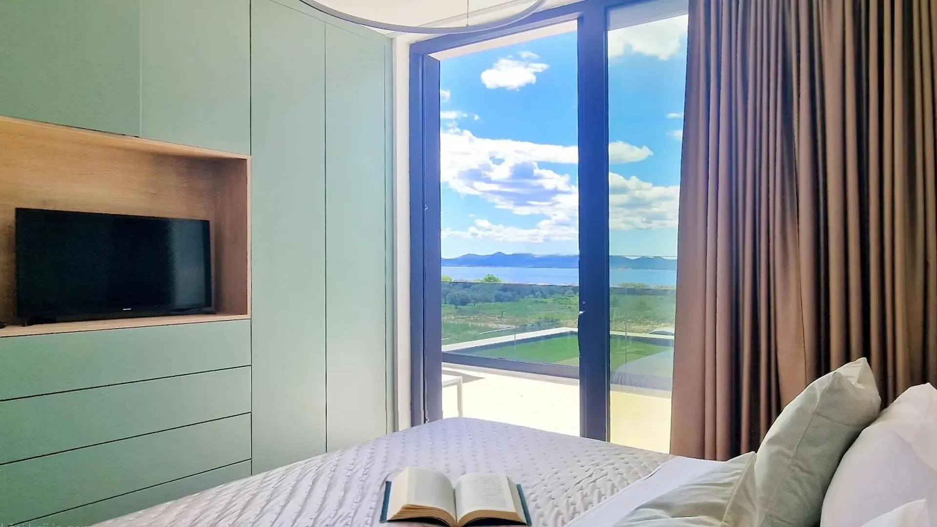 Luxury Villa 1 With Sea View, Sauna And Jacuzzi Kožino